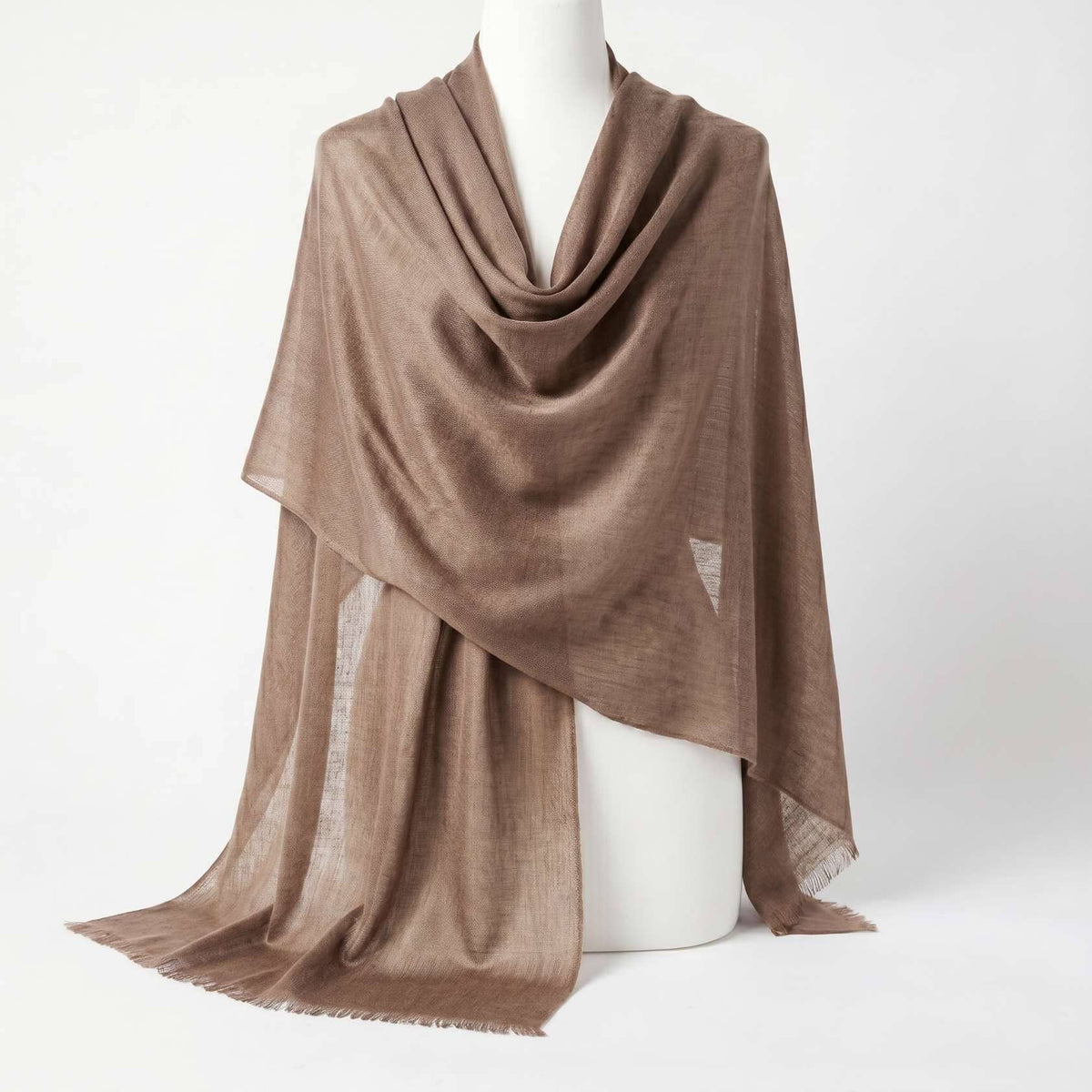 The Annapurna Cashmere Pashmina- Earth Tone Collection: Taupe