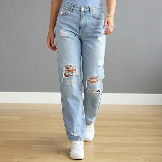 Distressed High Waisted Jeans