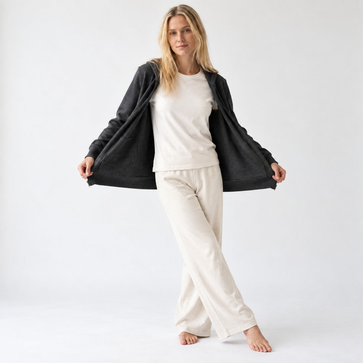 Himalayan Undyed Cashmere Zip Hoodie
— Luxury Women's Patterned Hooded Jacket