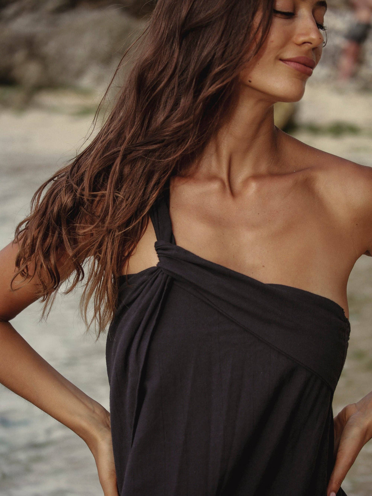 Pia Maxi Dress - Black: Black / S-M