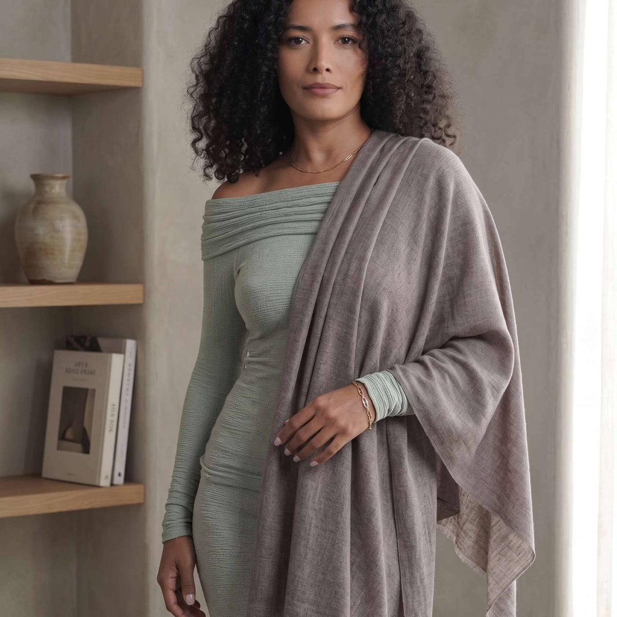 The Annapurna Cashmere Pashmina- Earth Tone Collection: Taupe